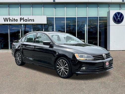 Deep Black Pearl 2016 Volkswagen Jetta 1.8T Sport