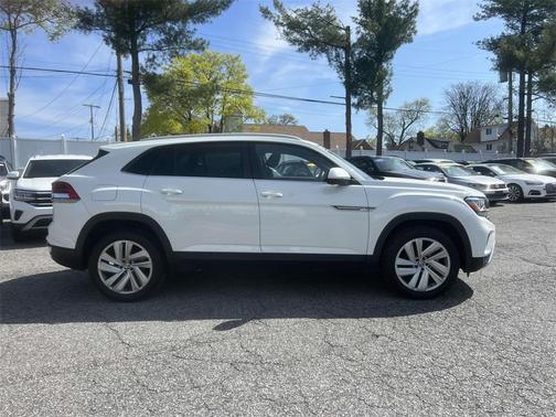 2021 Volkswagen Atlas Cross Sport 2.0T SE w/Technology