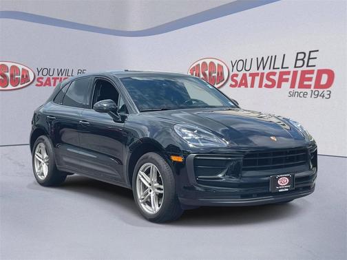 2022 Porsche Macan Base