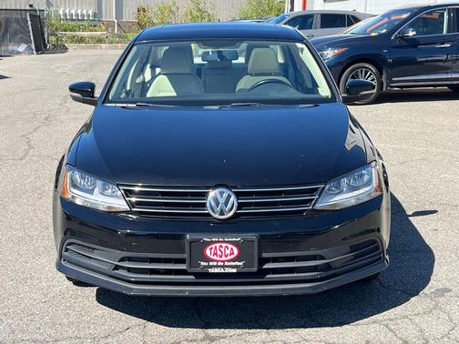 Black 2017 Volkswagen Jetta 1.4T SE