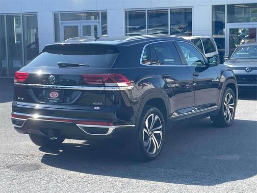 2022 Volkswagen Atlas 3.6L SE w/Technology