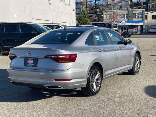 2019 Volkswagen Jetta 1.4T R-Line