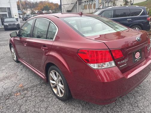 2013 Subaru Legacy 2.5i Limited