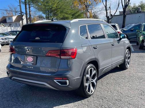 2023 Volkswagen Taos 1.5T SEL