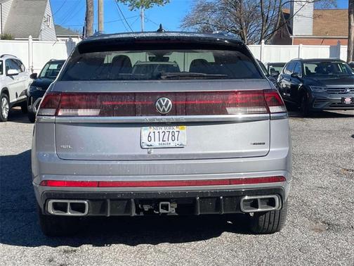 2024 Volkswagen Atlas Cross Sport 2.0T SEL R-Line