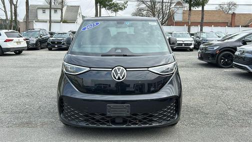 Deep Black Pearl Effect 2025 Volkswagen ID. Buzz Pro S