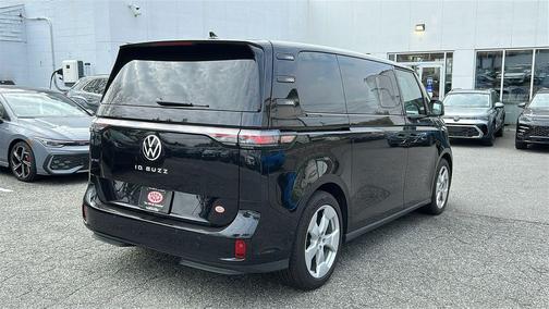 Deep Black Pearl Effect 2025 Volkswagen ID. Buzz Pro S