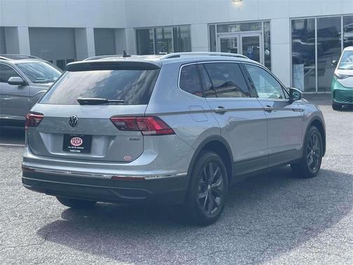2024 Volkswagen Tiguan 2.0T SE