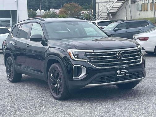 2025 Volkswagen Atlas 2.0T SE