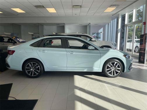 2025 Volkswagen Jetta 1.5T SE