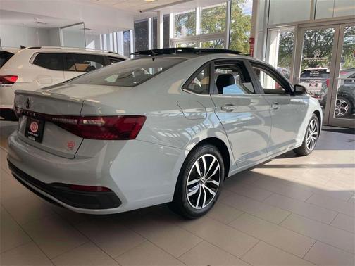 2025 Volkswagen Jetta 1.5T SE