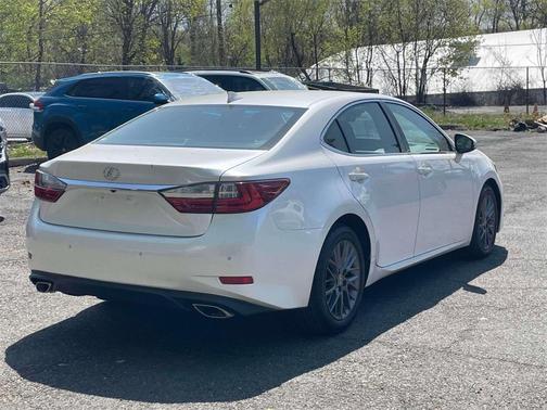 2018 Lexus ES 350 Base