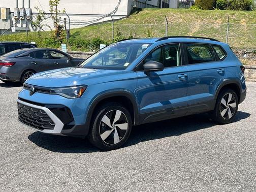 Monterey Blue Pearl 2025 Volkswagen Taos 1.5T S