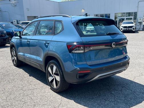 Monterey Blue Pearl 2025 Volkswagen Taos 1.5T S