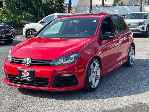 2013 Volkswagen Golf R 4-Door