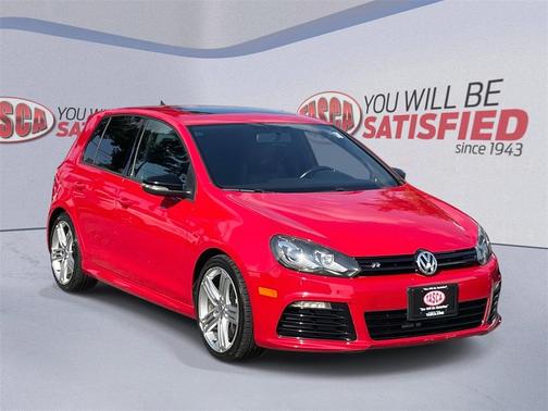 2013 Volkswagen Golf R 4-Door