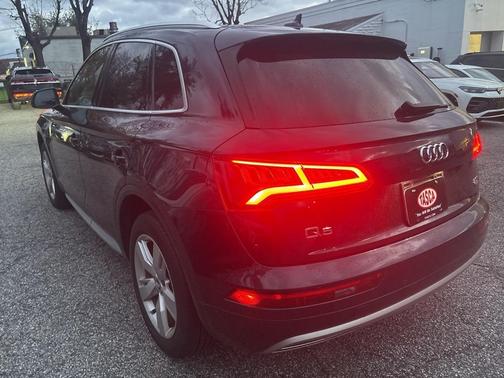 2018 Audi Q5 2.0T Tech Premium