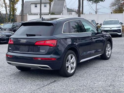 2018 Audi Q5 2.0T Tech Premium