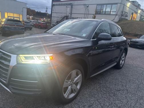 2018 Audi Q5 2.0T Tech Premium