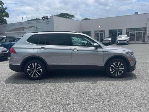 2024 Volkswagen Tiguan 2.0T S
