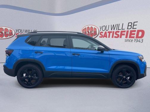 2025 Volkswagen Taos 1.5T SE Black