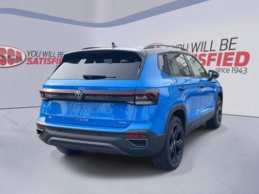 2025 Volkswagen Taos 1.5T SE Black