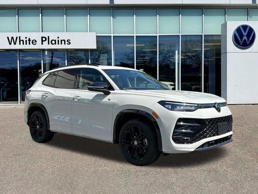 Sandstone 2026 Volkswagen Tiguan 2.0T SE R-Line Black
