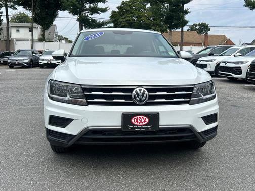 Pure White 2021 Volkswagen Tiguan 2.0T SE