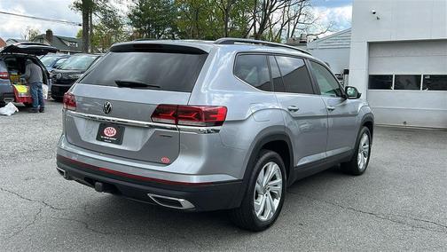 Pyrite Silver Metallic 2022 Volkswagen Atlas 3.6L SE w/Technology