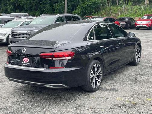 2021 Volkswagen Passat 2.0T SE