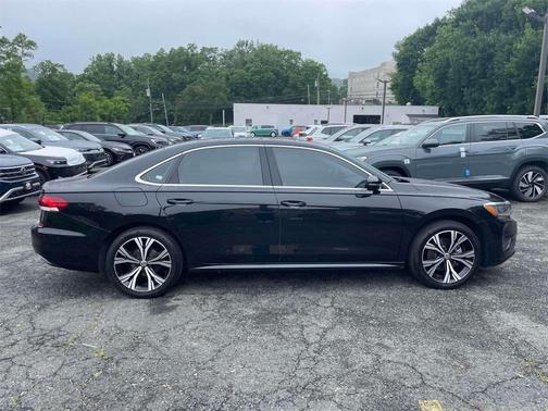 2021 Volkswagen Passat 2.0T SE