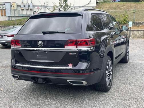 2022 Volkswagen Atlas 3.6L SE w/Technology