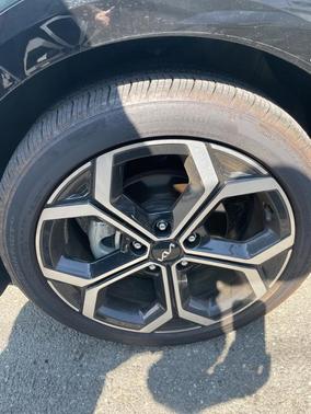 2025 Kia Niro Plug-In Hybrid SX Touring