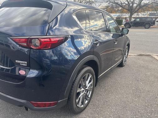 2021 Mazda CX-5 Signature