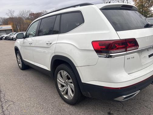 2022 Volkswagen Atlas 3.6L SE w/Technology