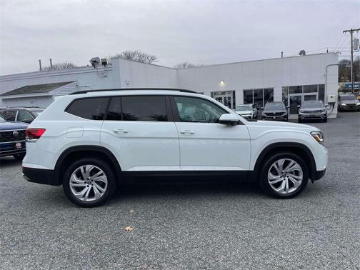 2022 Volkswagen Atlas 3.6L SE w/Technology