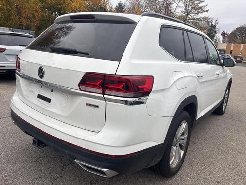 2022 Volkswagen Atlas 3.6L SE w/Technology