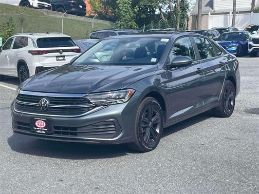 2023 Volkswagen Jetta 1.5T SE
