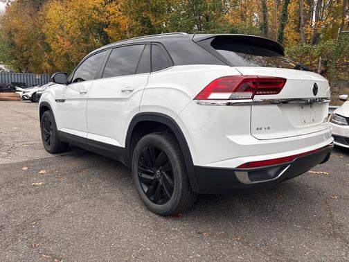 2020 Volkswagen Atlas Cross Sport 3.6L V6 SE w/Technology