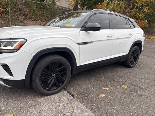 2020 Volkswagen Atlas Cross Sport 3.6L V6 SE w/Technology