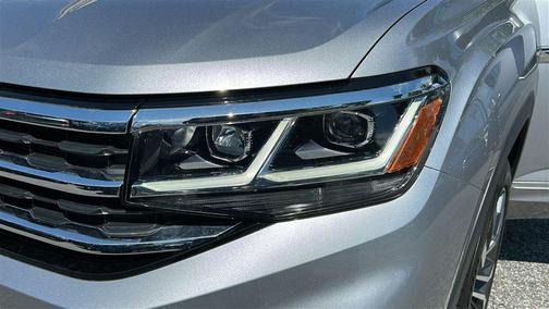 Pyrite Silver Metallic 2023 Volkswagen Atlas 3.6L SEL Premium R-Line