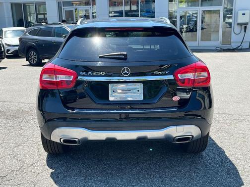 Midnight Black 2018 Mercedes-Benz GLA 250 Base 4MATIC