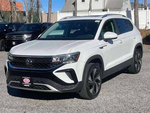 2023 Volkswagen Taos 1.5T SE