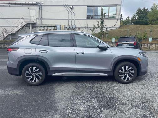 2025 Volkswagen Tiguan 2.0T S