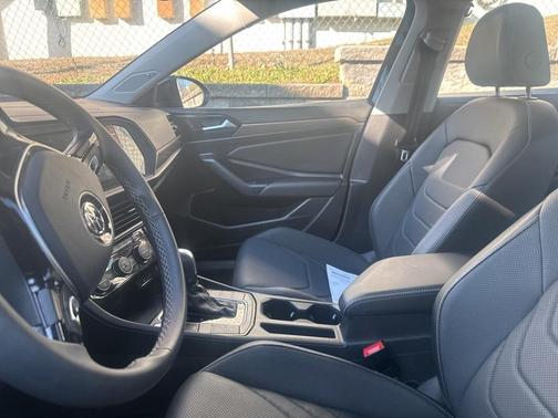 2021 Volkswagen Jetta 1.4T SEL Premium