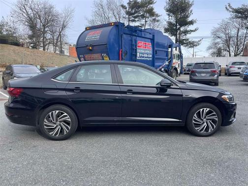 2021 Volkswagen Jetta 1.4T SEL Premium