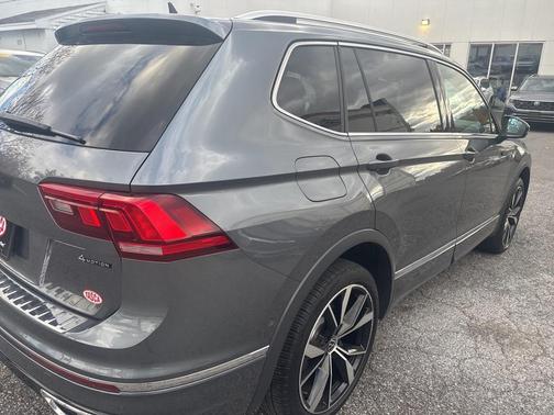 2023 Volkswagen Tiguan 2.0T SEL R-Line