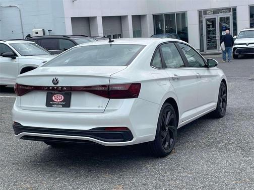2025 Volkswagen Jetta 1.5T SE