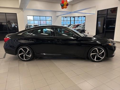 2022 Honda Accord 