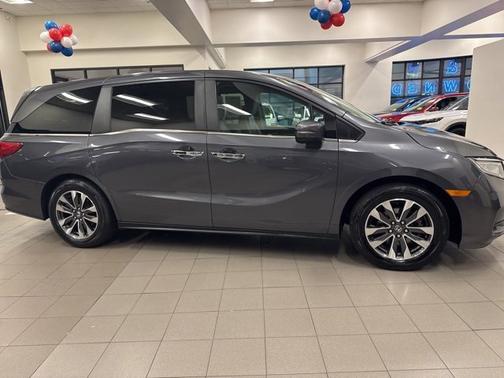 2023 Honda Odyssey 